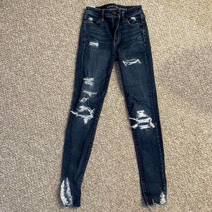 American Eagle Ripped Skinny Jeans (Size 0)